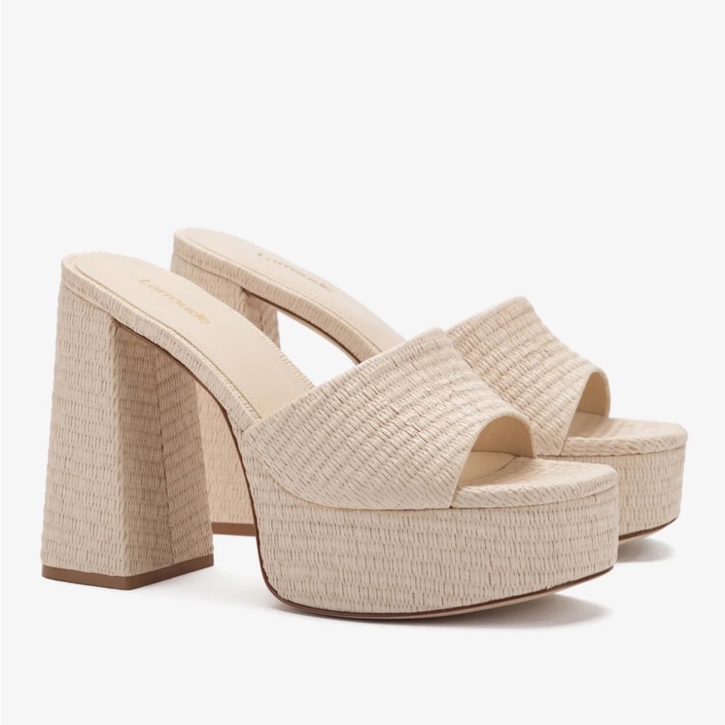 Larroude Dolly Mule In Natural Raffia
